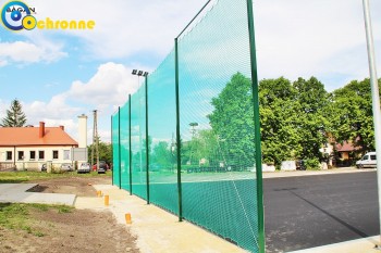 Siatki Lubiąż - To bezpieczeństwo dzieci na boisku, nasze ogrodzenia boisk! dla terenów Lubiąża